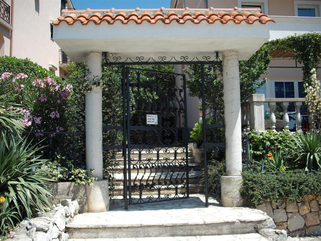 Apartments Velic Crikvenica Exteriér fotografie